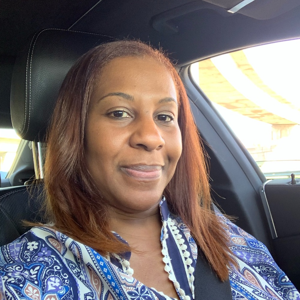 Meet your Posher, Nakia